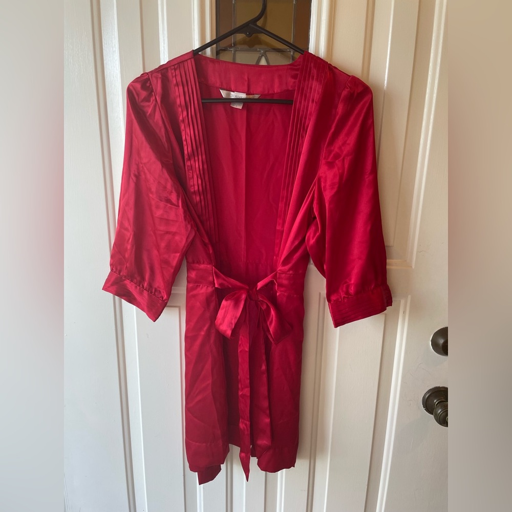 Vintage VS Shortie Robe